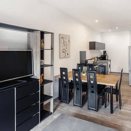 2 Chambres, Hyper-centre, Stationnement Prive Gratuit Apartment *