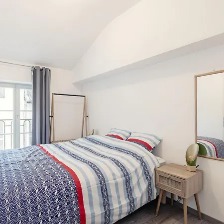 2 Chambres, Hyper-centre, Stationnement Prive Gratuit