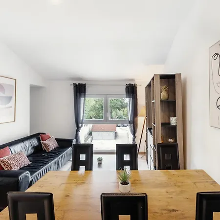 2 Chambres, Hyper-centre, Stationnement Prive Gratuit * Bourg-en-Bresse